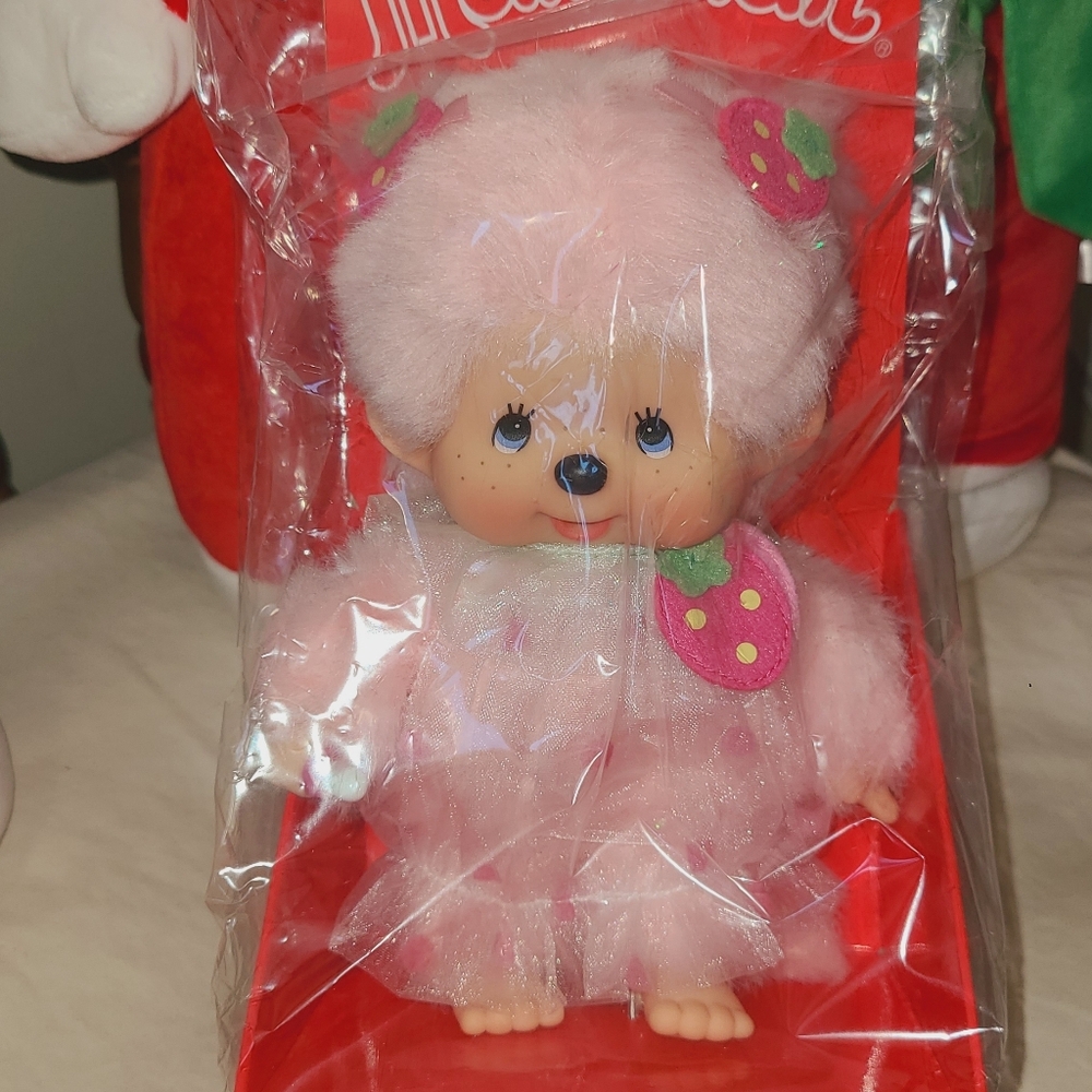 Monchhichi Strawberry Heart Girl Plush 🍓